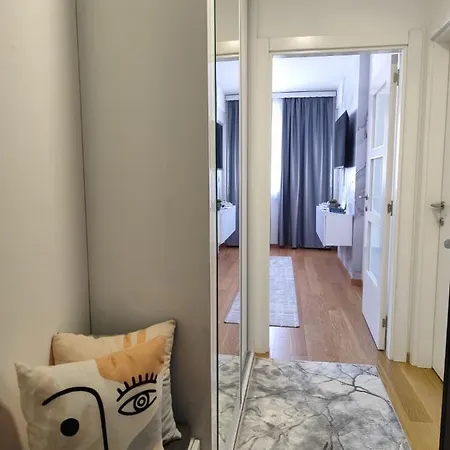 Stan Na Dan - Sweet Apartment *